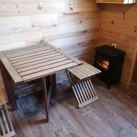 Patrice Et Chrstel Cabane En Bois Chatuzange-le-Goubet Екстериор снимка